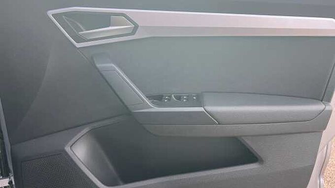 SEAT Arona 1.0 TSI 2022MY FR